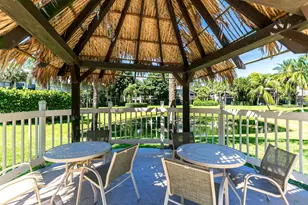 11863 Wimbledon Circle, Wellington, FL 33414 - Photo 23