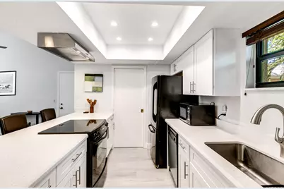 11863 Wimbledon Circle #526, Wellington, FL 33414 - Photo 7