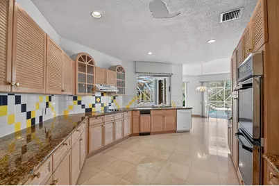1711 Breakers West Boulevard, West Palm Beach, FL 33411 - Photo 7