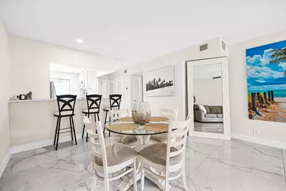 400 SE 10th Street #105, Deerfield Beach, FL 33441 - Photo 3