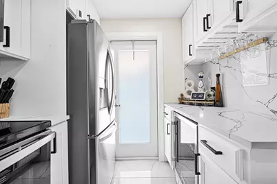 400 SE 10th Street #105, Deerfield Beach, FL 33441 - Photo 11