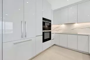 220 Lake Shore Dr, Lake Park, FL 33403 - Photo 5