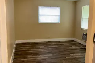 317 N 61st Terrace, Hollywood, FL 33024 - Photo 5