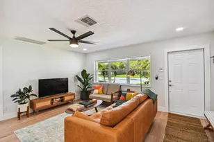 702 NE 10th Ave, Boynton Beach, FL 33435 - Photo 5