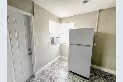 1010 9th Street, West Palm Beach, FL 33401 - Photo 3