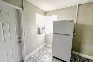 1010 9th St, West Palm Beach, FL 33401 - Photo 3