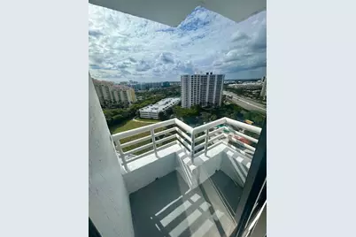 3300 NE 192 Street #1901, Aventura, FL 33180 - Photo 35