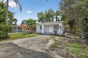 2438 Arthur St, Hollywood, FL 33020 - Photo 3