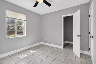 2438 Arthur St, Hollywood, FL 33020 - Photo 13