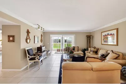 5952 Regal Glen Drive #104, Boynton Beach, FL 33437 - Photo 11