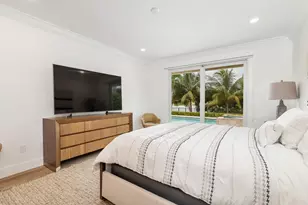 3317 Embassy Dr, West Palm Beach, FL 33401 - Photo 17