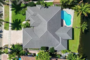 10995 Whitehawk St, Plantation, FL 33324 - Photo 9