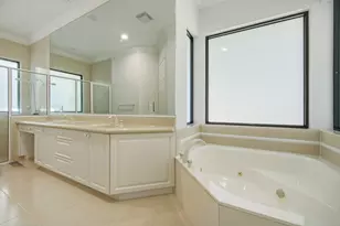 10995 Whitehawk St, Plantation, FL 33324 - Photo 13