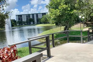 2312 S Cypress Bend Dr, Pompano Beach, FL 33069 - Photo 43