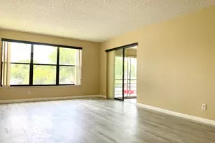 2312 S Cypress Bend Dr, Pompano Beach, FL 33069 - Photo 15