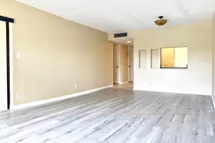 2312 S Cypress Bend Dr, Pompano Beach, FL 33069 - Photo 15