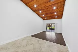 8336 NW 37th Pl, Sunrise, FL 33351 - Photo 13