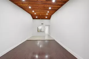 8336 NW 37th Pl, Sunrise, FL 33351 - Photo 17