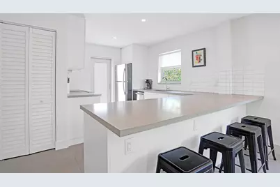 625 NE 13th Avenue #02, Fort Lauderdale, FL 33304 - Photo 11