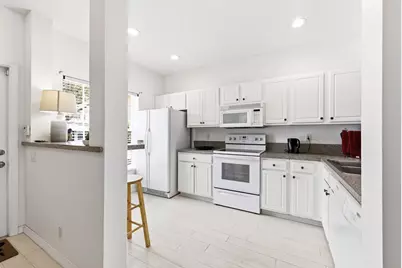 5072 Palmbrooke Circle, West Palm Beach, FL 33417 - Photo 5
