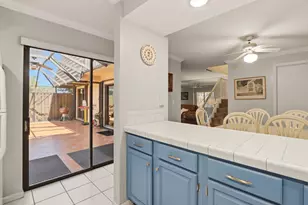 9 Atrium Cir, Atlantis, FL 33462 - Photo 15