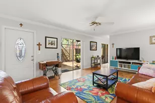 9 Atrium Cir, Atlantis, FL 33462 - Photo 5