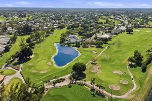 9 Atrium Cir, Atlantis, FL 33462 - Photo 43