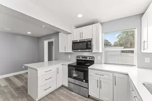 906 S 26th Ave, Hollywood, FL 33020 - Photo 15