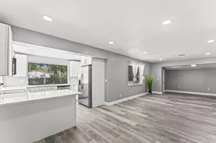 906 S 26th Ave, Hollywood, FL 33020 - Photo 11