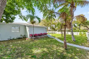 906 S 26th Ave, Hollywood, FL 33020 - Photo 5