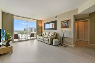 18800 NE 29th Ave, Aventura, FL 33180 - Photo 11