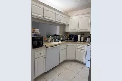 812 Sky Pine Way #D2, Greenacres, FL 33415 - Photo 5