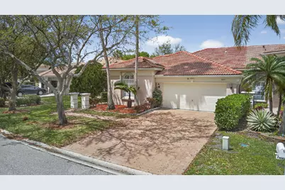 2675 Pyes Harbour, West Palm Beach, FL 33411 - Photo 3