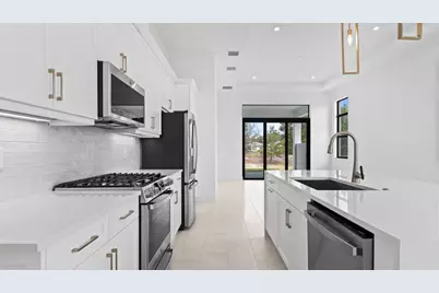 375 SE Via Sangro, Port Saint Lucie, FL 34952 - Photo 7