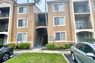 8010 N Nob Hill Rd, Tamarac, FL 33321 - Photo 25