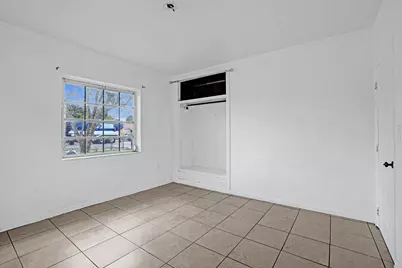 251 E 57th Street, Hialeah, FL 33013 - Photo 19