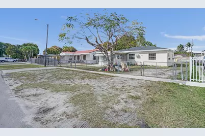 251 E 57th Street, Hialeah, FL 33013 - Photo 3