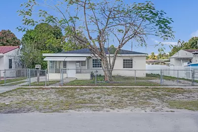 251 E 57th Street, Hialeah, FL 33013 - Photo 1