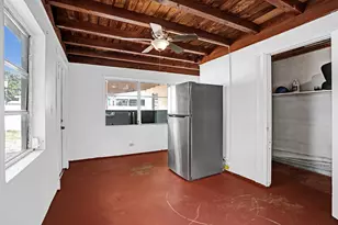 251 E 57th St, Hialeah, FL 33013 - Photo 27