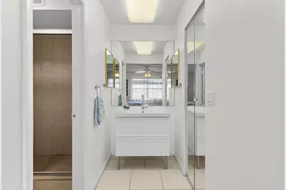 9861 Sunrise Lakes Boulevard #301, Sunrise, FL 33322 - Photo 21