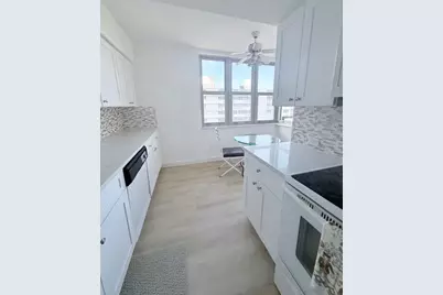 1180 S Ocean Boulevard #16 D, Boca Raton, FL 33432 - Photo 11