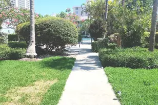 2730 Banyan Rd, Boca Raton, FL 33432 - Photo 19