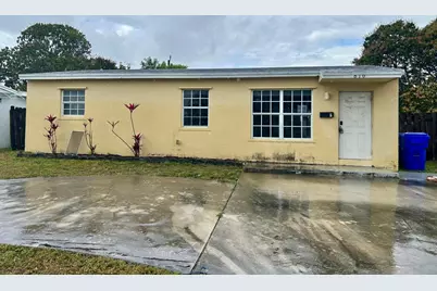 810 N 69th Avenue, Hollywood, FL 33024 - Photo 1