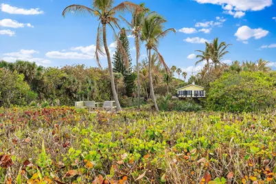 31 N Beach Road, Jupiter Island, FL 33455 - Photo 15