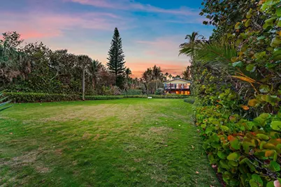 31 N Beach Road, Jupiter Island, FL 33455 - Photo 21