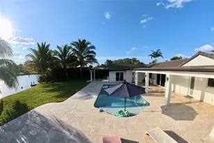 481 W Tropical Way, Plantation, FL 33317 - Photo 39