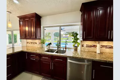 481 W Tropical Way, Plantation, FL 33317 - Photo 11