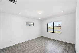 10708 NW Wilgrove Lane, Port Saint Lucie, FL 34987 - Photo 19