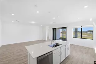 10708 NW Wilgrove Lane, Port Saint Lucie, FL 34987 - Photo 5