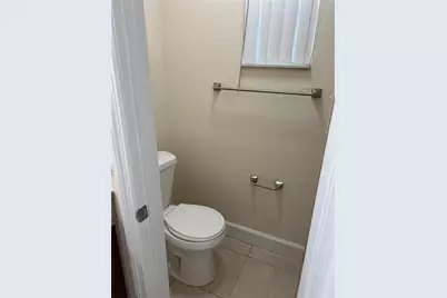 9 NE 44th Street, Deerfield Beach, FL 33064 - Photo 17